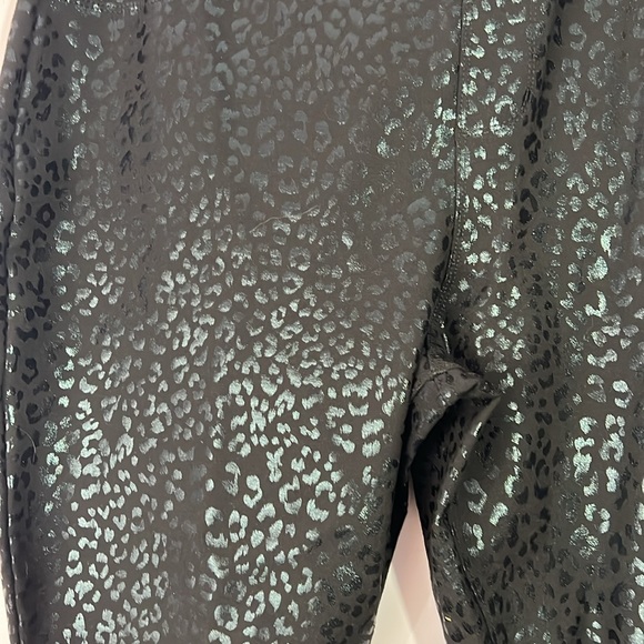 Terra Sky, 1X (16-18), stretch pants, black and irradescent blueish - Picture 2 of 6